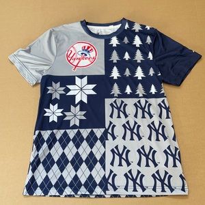 NYY Ugly Christmas Sweater Tee Men’s size small